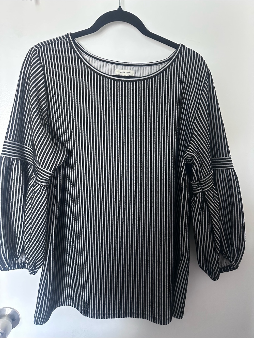 Max Studio Black & White Striped Balloon Sleeve Top